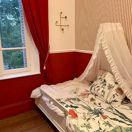 Historic Near Lyons Forest * Bezancourt