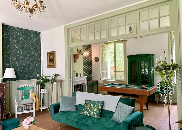 Historic Near Lyons Forest Holiday home Bezancourt