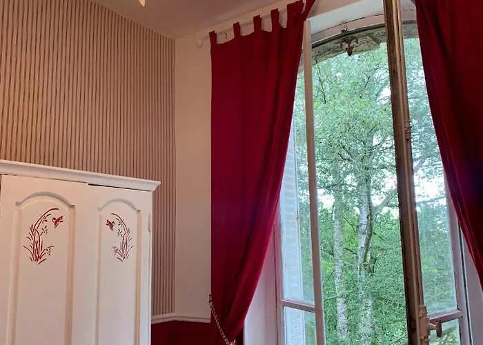 Historic Near Lyons Forest Bezancourt