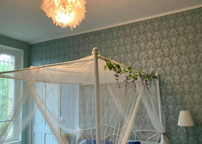 Historic Near Lyons Forest Bezancourt