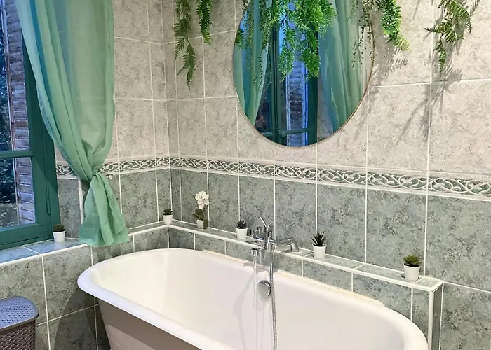 Historic Near Lyons Forest Holiday home Bezancourt